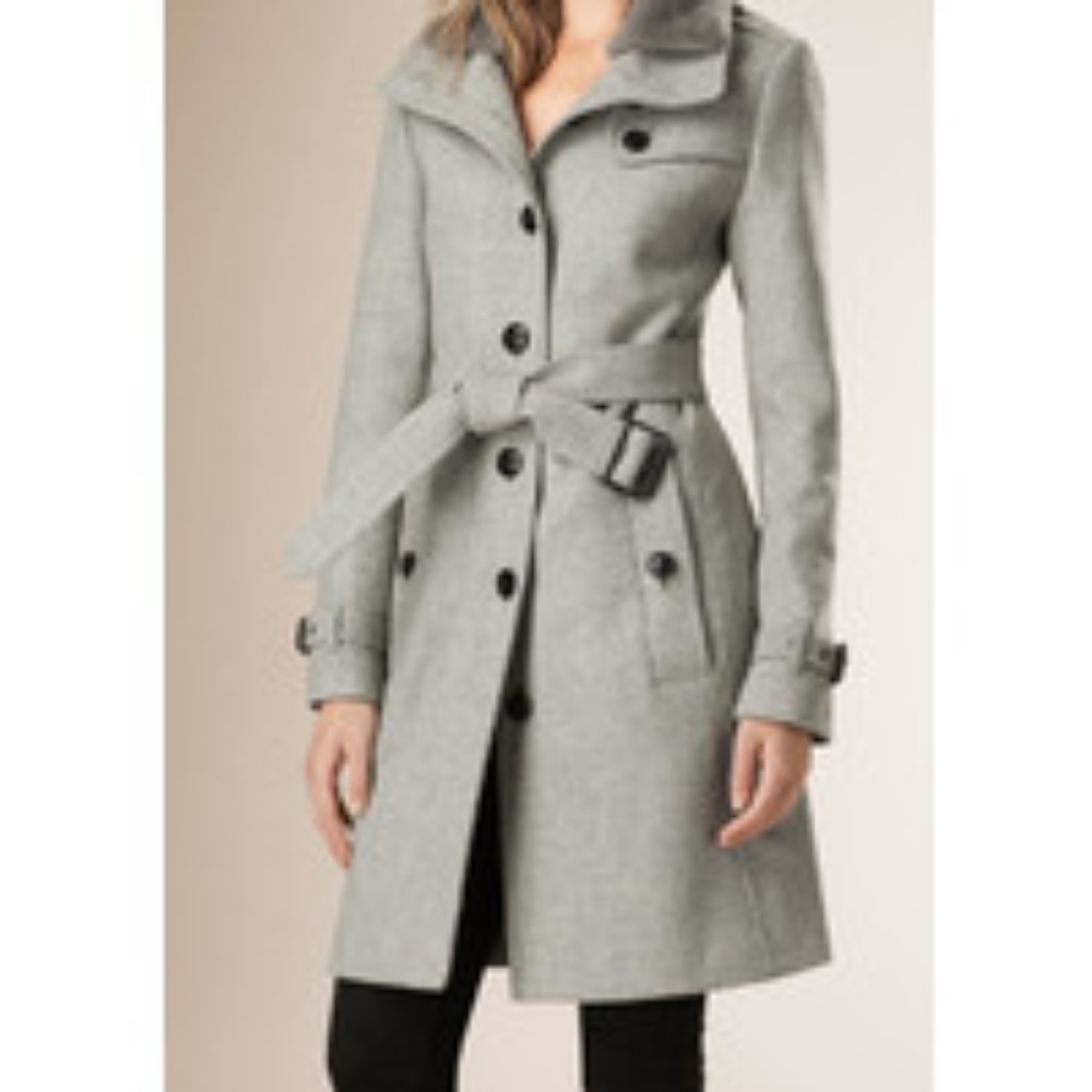 Burberry WOOL coat US size 10 gray color